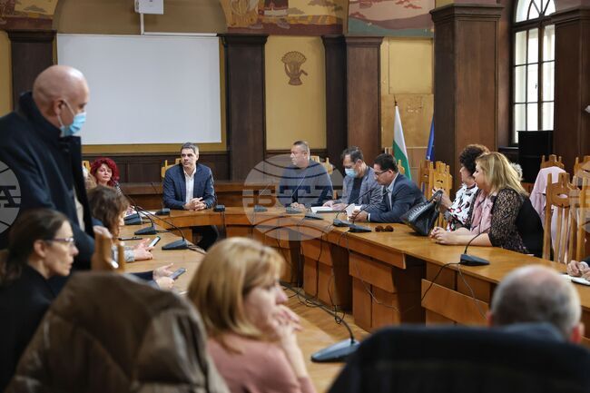 Бургас - Регионален пандемичен щаб - грип - заседание