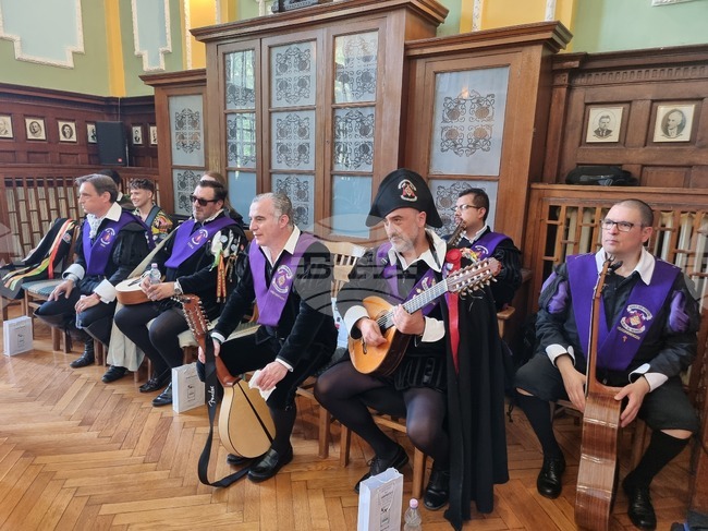 Пловдив - "Ла Туна" - музиканти - посещение