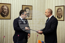 Румен Радев - Асен Василев - мандат