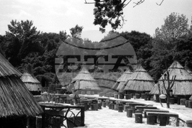 Курортен  комплекс "Златни пясъци" - "Индианско селище"