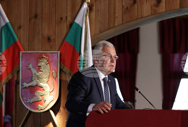 Явор Нотев - юрист