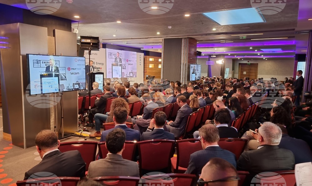 Bucharest Hosts International Conference on Renewable Energy Investments