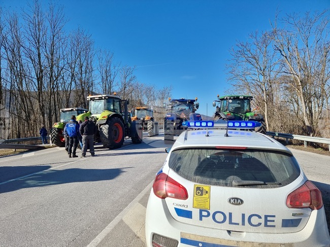 Абланица - земеделски производители - протест