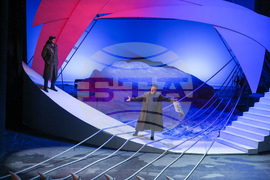 Опера - "Летящият холандец"