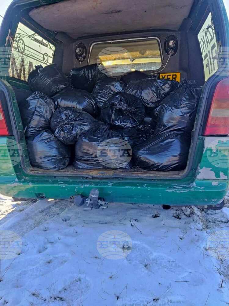 Близо 350 килограма нелегален тютюн са иззети при операция на икономическата полиция в Сливен