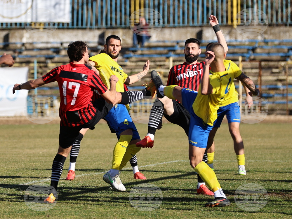 Пловдив - футбол - контрола - Марица (Пловдив) - Локомотив (Пловдив)