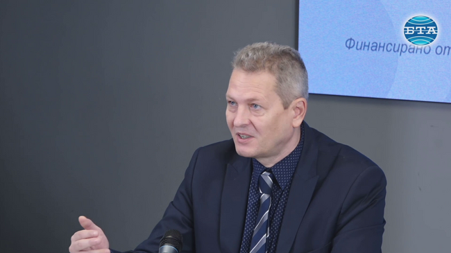 Проект „Студентски стипендии“ показа модел финансиране, който трябва да бъде на национално равнище, каза проф. д-р Милен Балтов