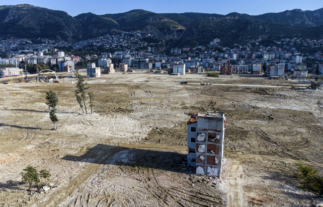 Световната банка ще финансира Турция с още 1 милиард долара за земетръсната зона 