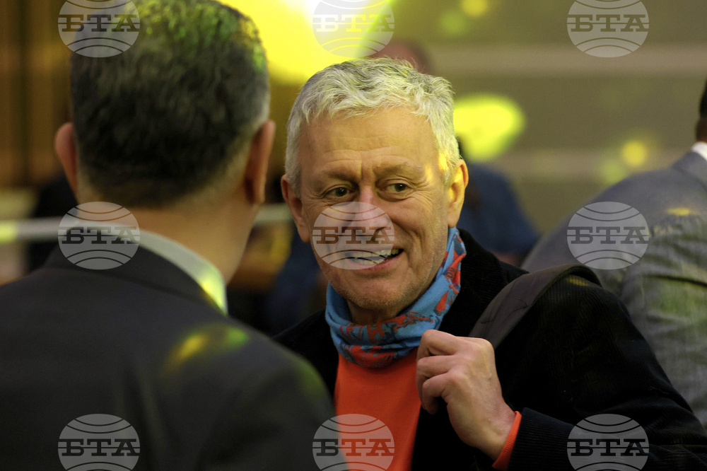 Създаване на клуб „Ускорение“