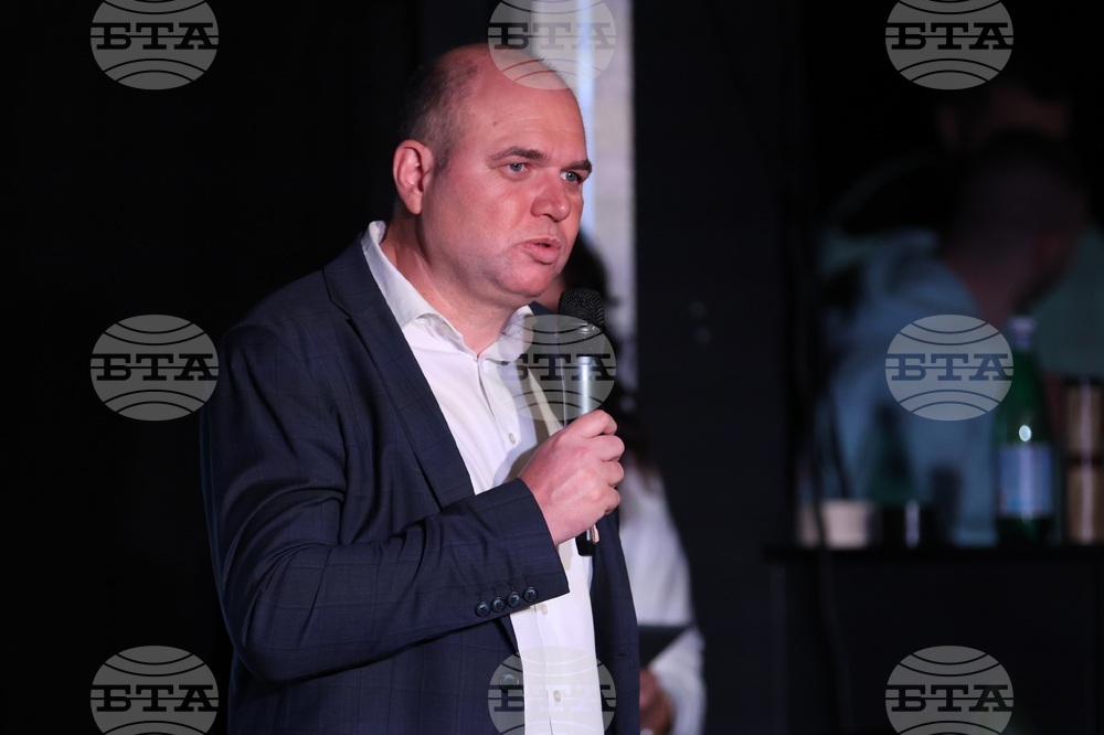 Създаване на клуб „Ускорение“