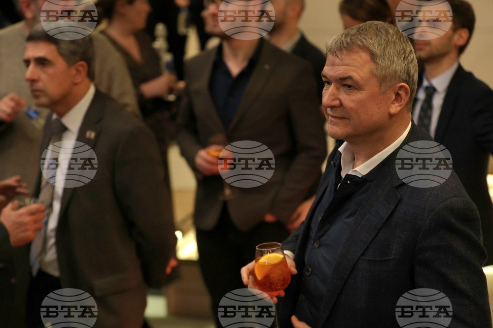 Създаване на клуб „Ускорение“