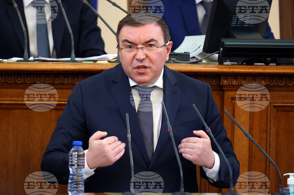 ГЕРБ предава на спецпрокуратурата документи за евентуално престъпление по служба на Стойчо Кацаров