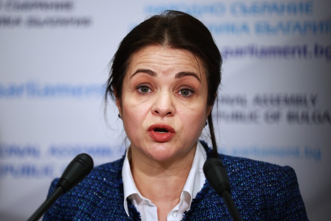 Заместник-председателят на парламента Росица Кирова организира във Видин среща в подкрепа на обучението на бъдещи медицински специалисти