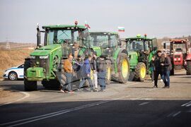 Камено - Българово - магистрала "Тракия" - земеделски производители - протест