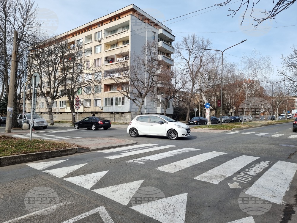 Осветяването на пешеходните пътеки в Кърджали на места вече е факт, съобщиха от общинската администрация