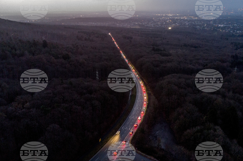 Бизнес доверието в Германия продължава да се подобрява, според проучване на Ифо