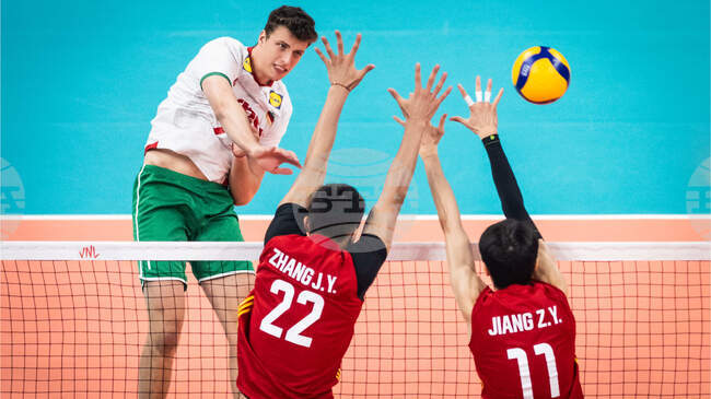 Денис Карягин и Руси Желев бяха сред най-добрите при победата на Мачерата срещу Сиена в италианската волейболна Серия А2