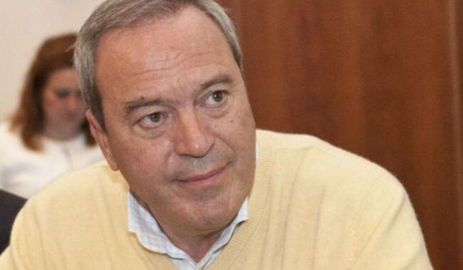 Виктор Папазов към Конституционния съд: От Вас зависи дали ще се окичите с позор или със слава