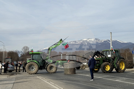 Село Дунавци - животновъди и земеделци - протест