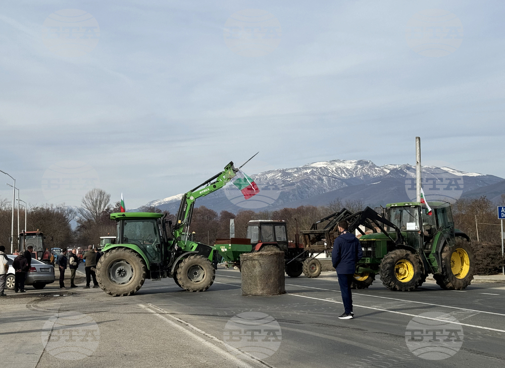 Село Дунавци - животновъди и земеделци - протест