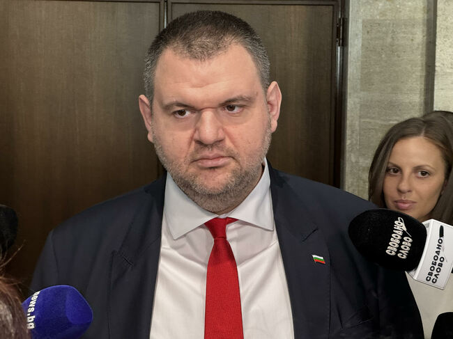 Делян Пеевски, председател на ПГ на ДПС за спора за ротацията: Споразумението е ясно. Очаквам в името на България и нейния евроатлантически път всички да го изпълнят