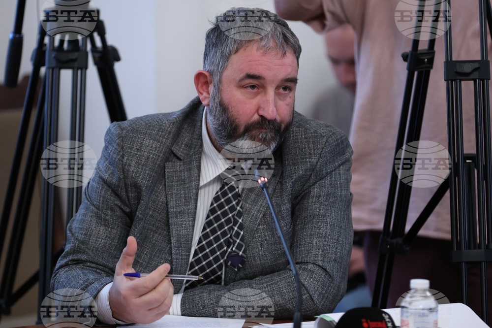 Парламент - Комисия по отбрана - заседание