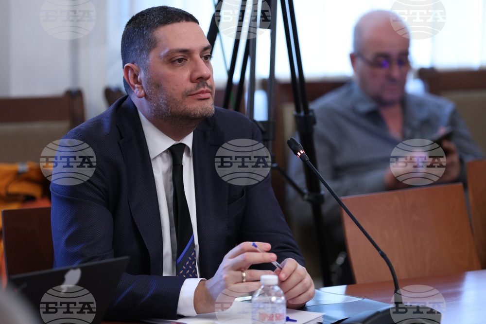 Парламент - Комисия по отбрана - заседание