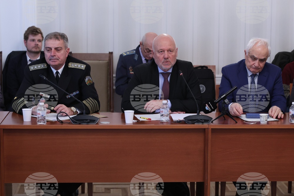 Парламент - Комисия по отбрана - заседание