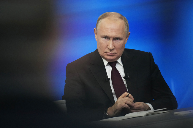 Русия няма интерес да напада Полша или Латвия, нямаме териториални претенции към тези страни, заяви Путин в интервю за американски тв водещ
