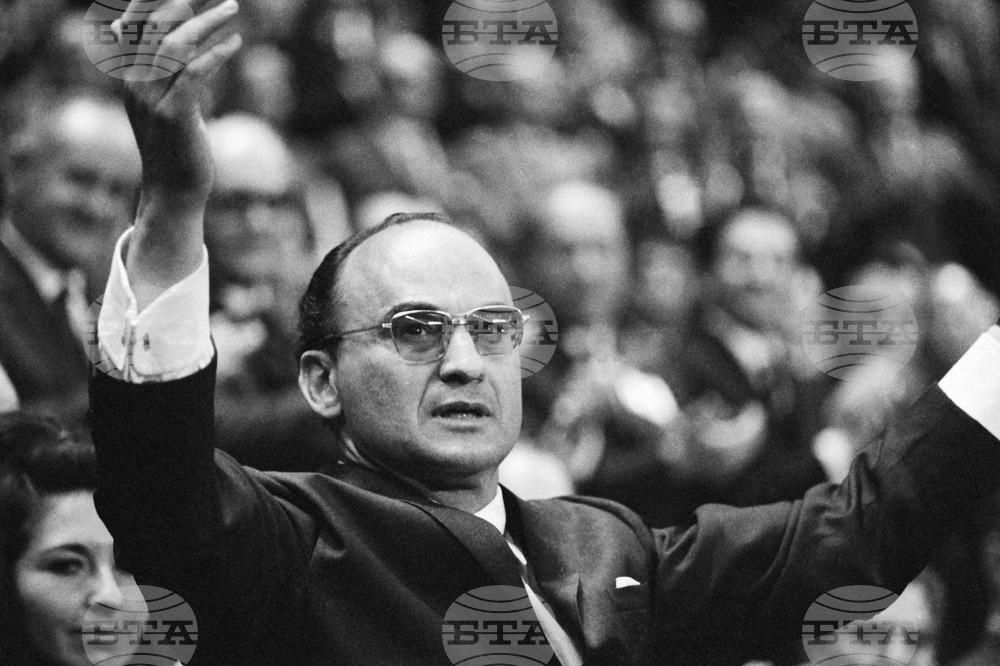 На 100-годишна възраст почина бившият президент на Мексико Луис Ечеверия