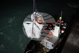 Антарктида - о. Ливингстън - НИК 421 - Пренасяне на материали - полуостров Байес - Български антарктици - Испански антарктици