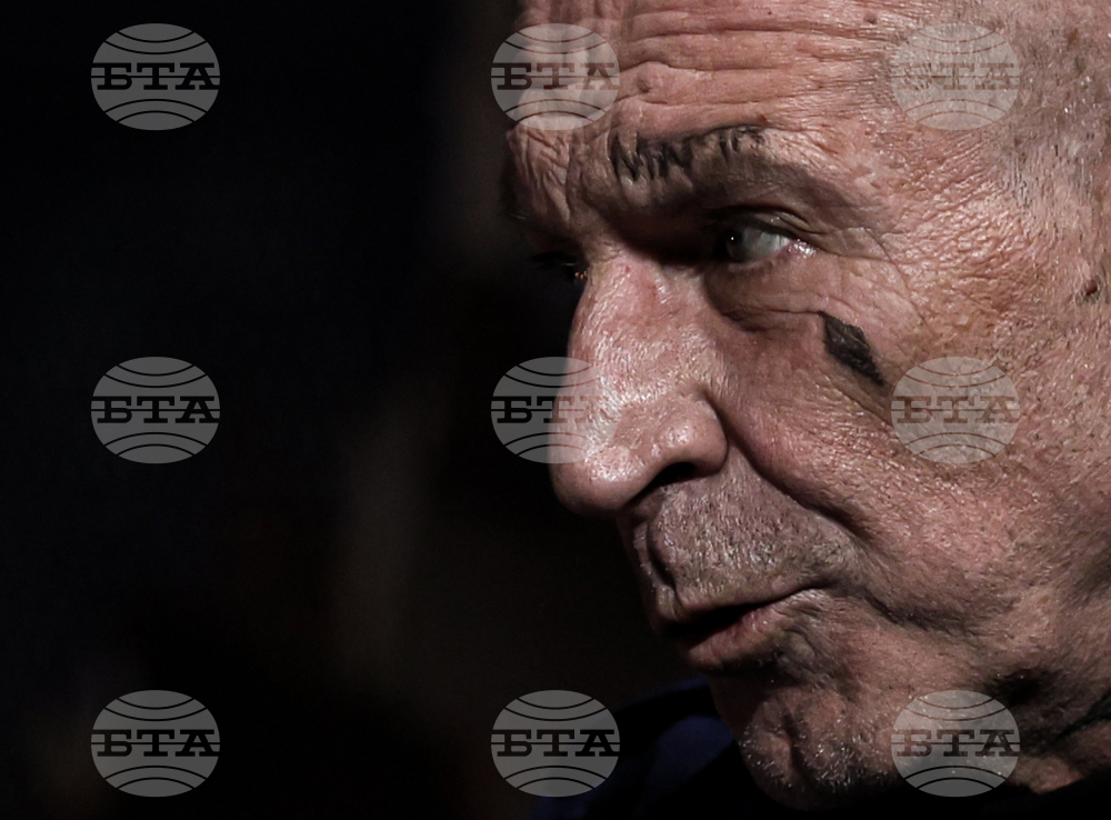 Пловдив - Драматичен театър - Новия спектакъл „Ръкомахане в Спокáн“