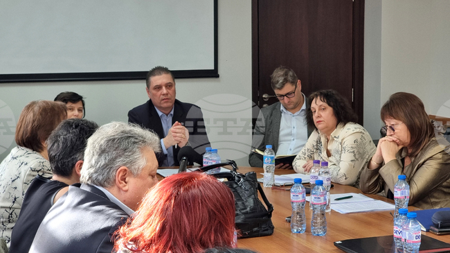 Добрич - директори на учебни заведения - Красимир Николов - среща