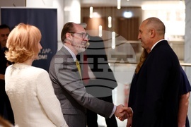 Форум „The World Ahead 2024“