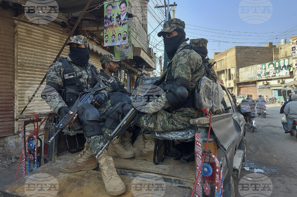 Пакистанската армия съобщи, че е застреляла 30 бойци, участвали в смъртоносно нападение срещу неин конвой 