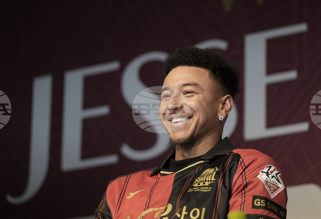 Бившият полузащитник на Манчестър Юнайтед Джеси Лингард напуска ФК Сеул