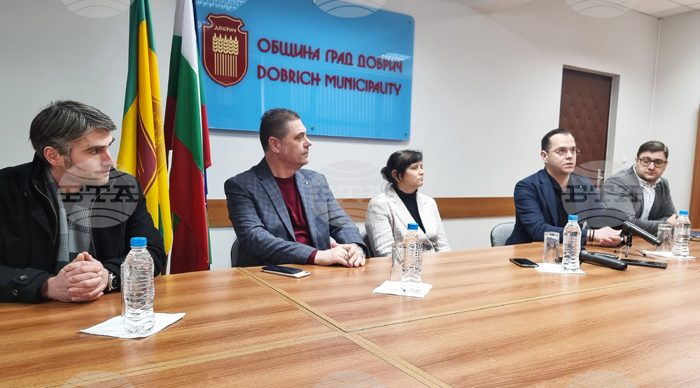 Добрич - пресконференция - план-прием - средни училища