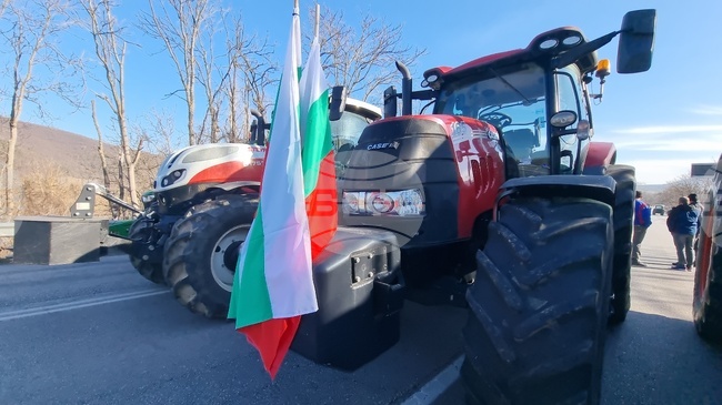 Ловеч - земеделски производители - протест