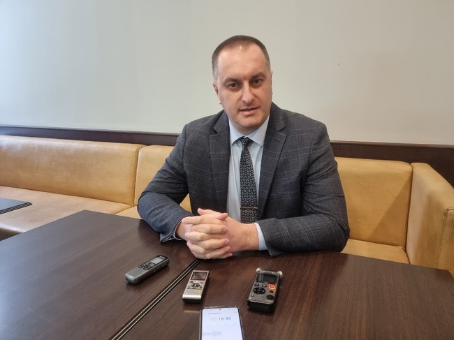 България ще поиска отсрочка в прилагането на два от екологичните стандарти от земеделските производители, каза заместник-министърът на земеделието Деян Стратев