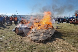 Село Труд - земеделски производители - протест