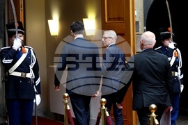 Нидерландия - Хага - премиер - посещение