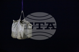 Bulgarian Naval Research Vessel Helps Spanish Antarctic Explorers Open Field Camp on Byers Peninsula