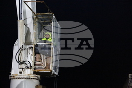 Bulgarian Naval Research Vessel Helps Spanish Antarctic Explorers Open Field Camp on Byers Peninsula