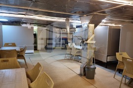 Турция - Кораб е превърнат в училище за близо 500 гимназисти в град Искендерун, окръг Хатай, Южна Турция