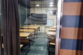 Турция - Кораб е превърнат в училище за близо 500 гимназисти в град Искендерун, окръг Хатай, Южна Турция