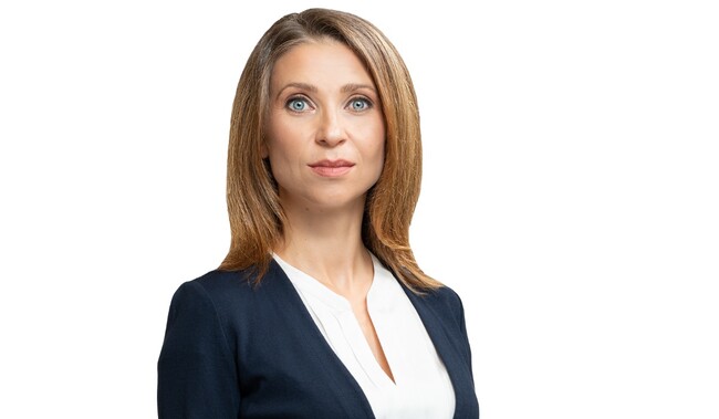 Искра Михайлова от "Възраждане": Отново грубо погазване на Закона и Правилника