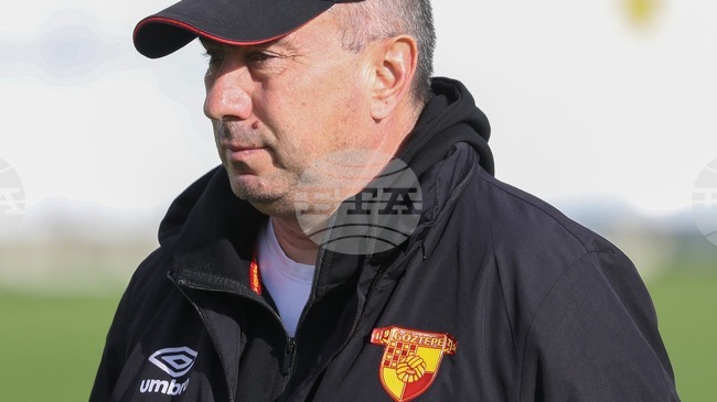 Станимир Стоилов изрази задоволство от играта на Гьозтепе в защита, но не приема нервното поведение в мача с Коджаелиспор