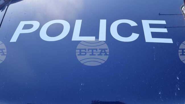 Заради преместване на аварирал тежкотоварен камион временно е ограничено движението по пътя София- Варна край Стражица