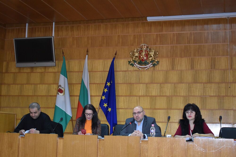 Община Разград: На още девет заседания на постоянни комисии обсъдиха и одобриха проекта за бюджет на Община Разград за 2024 г. 