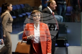 Парламент - заседание